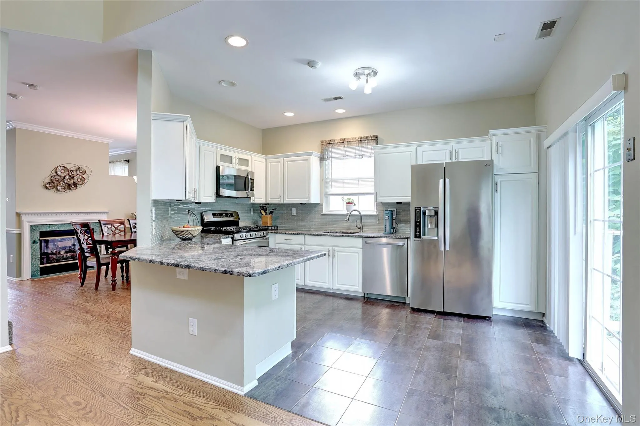 141 Meadow Lane, Clarkstown, NY, 2 Bedrooms Bedrooms, 6 Rooms Rooms,2 BathroomsBathrooms,Residential,For Rent,Meadow,0,KEY1017145 141 Meadow Lane, Clarkstown, NY, 2 Bedrooms Bedrooms, 6 Rooms Rooms,2 BathroomsBathrooms,Residential,For Rent,Meadow,0,KEY1017145