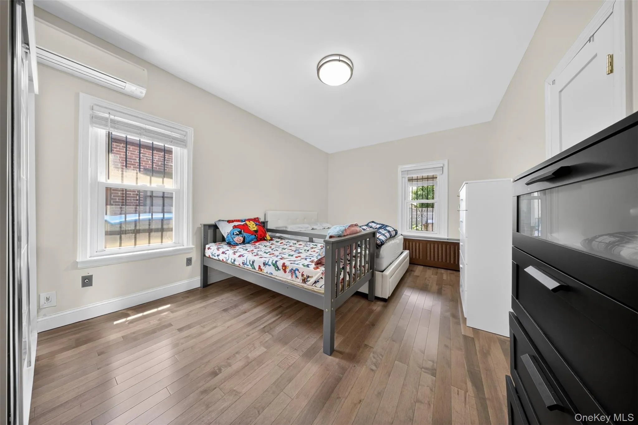 3218 172nd Street, New York, NY, 5 Bedrooms Bedrooms, 7 Rooms Rooms,3 BathroomsBathrooms,Residential,For Rent,172nd,0,KEY1017146 3218 172nd Street, New York, NY, 5 Bedrooms Bedrooms, 7 Rooms Rooms,3 BathroomsBathrooms,Residential,For Rent,172nd,0,KEY1017146