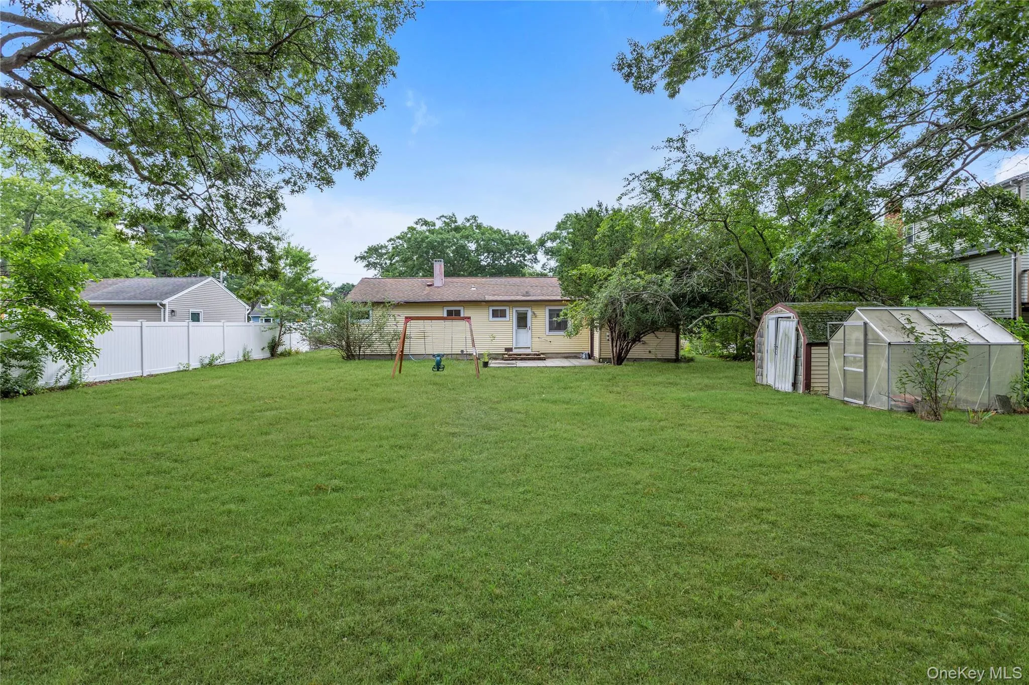 1142 Bay Shore Avenue, Islip, NY, 3 Bedrooms Bedrooms, 5 Rooms Rooms,1 BathroomBathrooms,Residential,For Rent,Bay Shore,0,1017147 1142 Bay Shore Avenue, Islip, NY, 3 Bedrooms Bedrooms, 5 Rooms Rooms,1 BathroomBathrooms,Residential,For Rent,Bay Shore,0,1017147