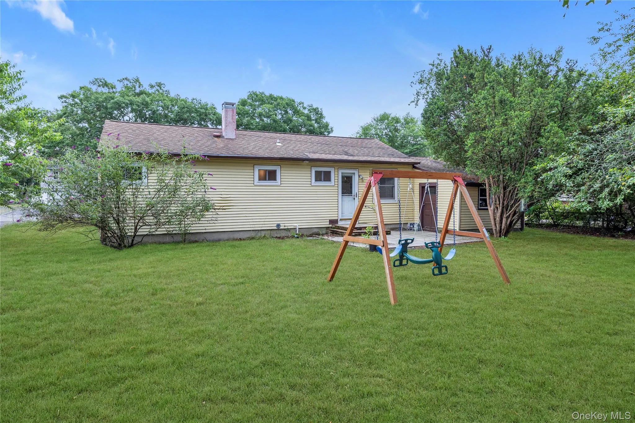 1142 Bay Shore Avenue, Islip, NY, 3 Bedrooms Bedrooms, 5 Rooms Rooms,1 BathroomBathrooms,Residential,For Rent,Bay Shore,0,1017147 1142 Bay Shore Avenue, Islip, NY, 3 Bedrooms Bedrooms, 5 Rooms Rooms,1 BathroomBathrooms,Residential,For Rent,Bay Shore,0,1017147