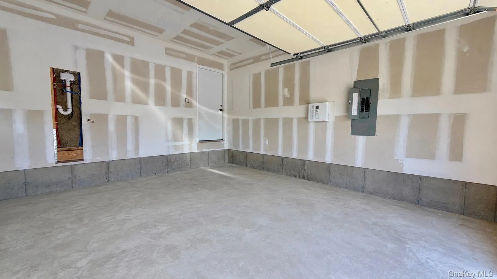 57 Shore Drive, Brookhaven, NY, 3 Bedrooms Bedrooms, 6 Rooms Rooms,3 BathroomsBathrooms,Residential,For Rent,Shore,0,1017150 57 Shore Drive, Brookhaven, NY, 3 Bedrooms Bedrooms, 6 Rooms Rooms,3 BathroomsBathrooms,Residential,For Rent,Shore,0,1017150