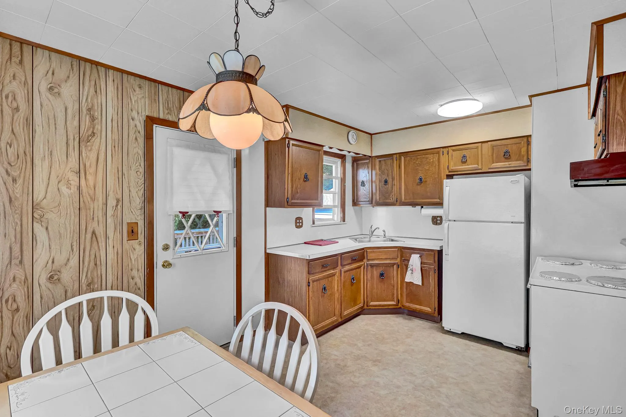 19 Poplar Place, Glen Cove, NY, 4 Bedrooms Bedrooms, 6 Rooms Rooms,1 BathroomBathrooms,Residential,For Rent,Poplar,0,KEY1017152 19 Poplar Place, Glen Cove, NY, 4 Bedrooms Bedrooms, 6 Rooms Rooms,1 BathroomBathrooms,Residential,For Rent,Poplar,0,KEY1017152