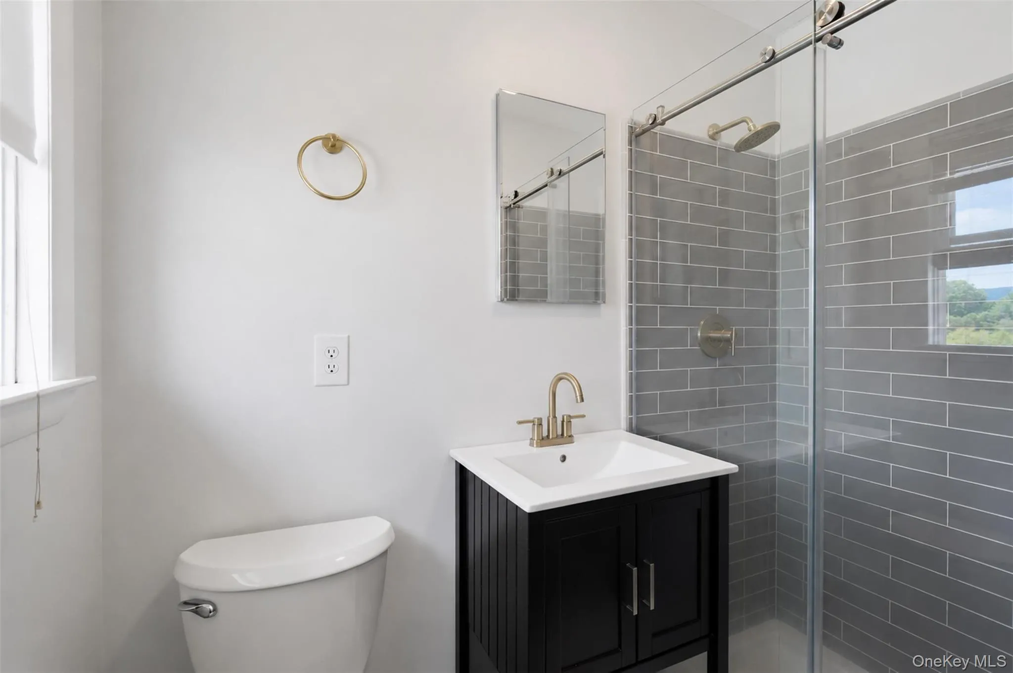 41 Guernsey Drive, New Windsor, NY, 4 Bedrooms Bedrooms, 9 Rooms Rooms,3 BathroomsBathrooms,Residential,For Rent,Guernsey,0,KEY1017153 41 Guernsey Drive, New Windsor, NY, 4 Bedrooms Bedrooms, 9 Rooms Rooms,3 BathroomsBathrooms,Residential,For Rent,Guernsey,0,KEY1017153