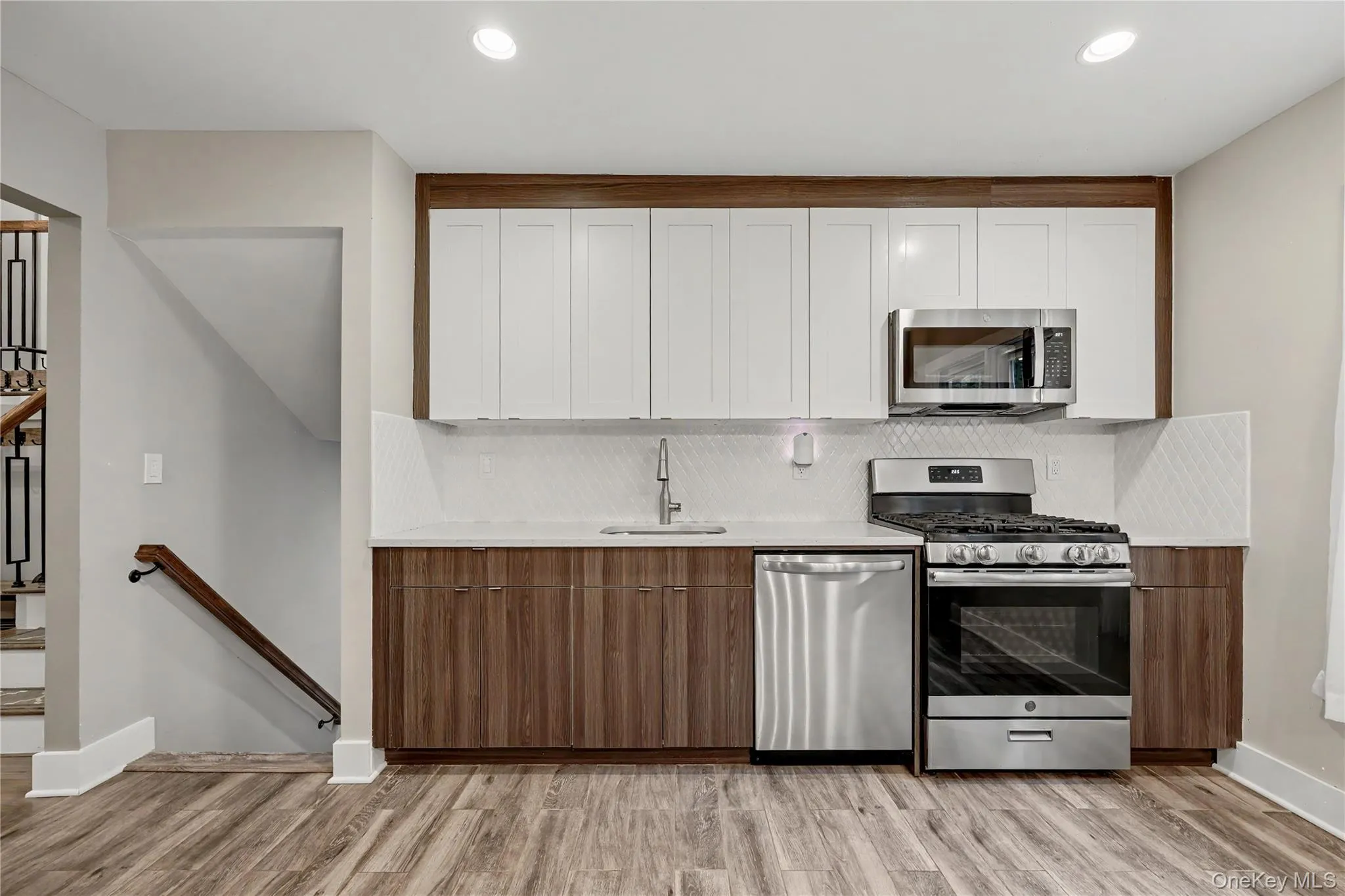 9 Elmwood Road, White Plains, NY, 3 Bedrooms Bedrooms, 5 Rooms Rooms,2 BathroomsBathrooms,Residential,For Rent,Elmwood,0,1017154 9 Elmwood Road, White Plains, NY, 3 Bedrooms Bedrooms, 5 Rooms Rooms,2 BathroomsBathrooms,Residential,For Rent,Elmwood,0,1017154