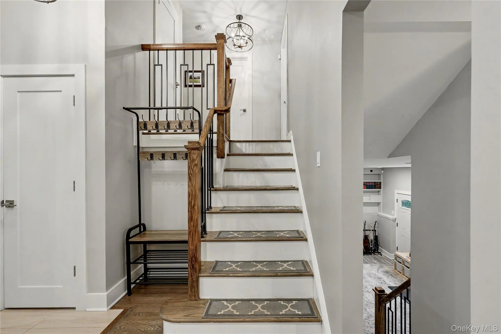 9 Elmwood Road, White Plains, NY, 3 Bedrooms Bedrooms, 5 Rooms Rooms,2 BathroomsBathrooms,Residential,For Rent,Elmwood,0,1017154 9 Elmwood Road, White Plains, NY, 3 Bedrooms Bedrooms, 5 Rooms Rooms,2 BathroomsBathrooms,Residential,For Rent,Elmwood,0,1017154