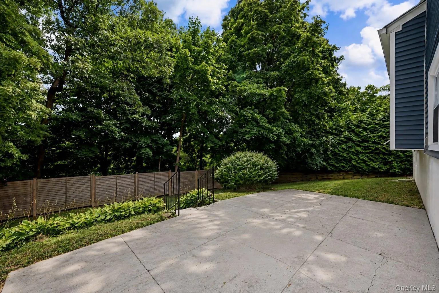 9 Elmwood Road, White Plains, NY, 3 Bedrooms Bedrooms, 5 Rooms Rooms,2 BathroomsBathrooms,Residential,For Rent,Elmwood,0,1017154 9 Elmwood Road, White Plains, NY, 3 Bedrooms Bedrooms, 5 Rooms Rooms,2 BathroomsBathrooms,Residential,For Rent,Elmwood,0,1017154