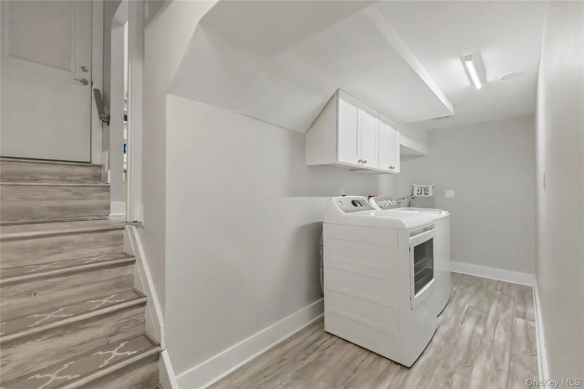 9 Elmwood Road, White Plains, NY, 3 Bedrooms Bedrooms, 5 Rooms Rooms,2 BathroomsBathrooms,Residential,For Rent,Elmwood,0,1017154 9 Elmwood Road, White Plains, NY, 3 Bedrooms Bedrooms, 5 Rooms Rooms,2 BathroomsBathrooms,Residential,For Rent,Elmwood,0,1017154