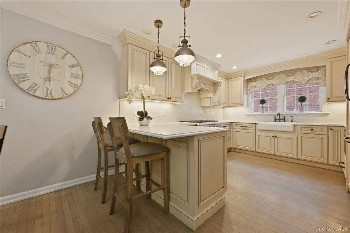 93 Willow Street, Hempstead, NY, 5 Bedrooms Bedrooms, 10 Rooms Rooms,4 BathroomsBathrooms,Residential,For Rent,Willow,0,1017162 93 Willow Street, Hempstead, NY, 5 Bedrooms Bedrooms, 10 Rooms Rooms,4 BathroomsBathrooms,Residential,For Rent,Willow,0,1017162