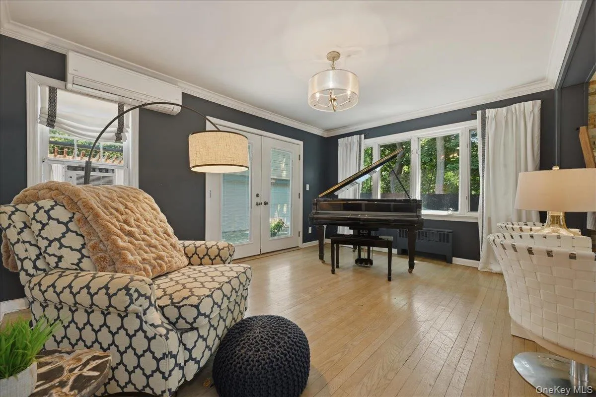 93 Willow Street, Hempstead, NY, 5 Bedrooms Bedrooms, 10 Rooms Rooms,4 BathroomsBathrooms,Residential,For Rent,Willow,0,1017162 93 Willow Street, Hempstead, NY, 5 Bedrooms Bedrooms, 10 Rooms Rooms,4 BathroomsBathrooms,Residential,For Rent,Willow,0,1017162