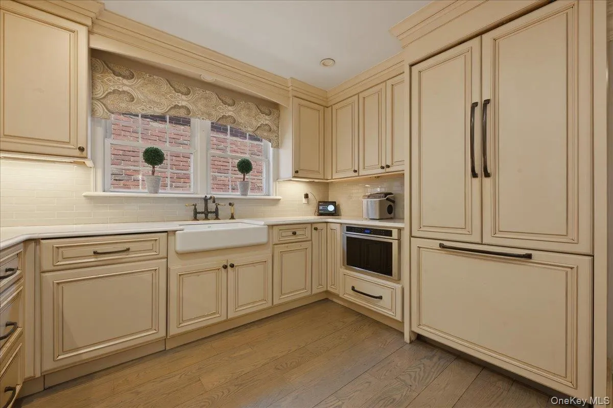 93 Willow Street, Hempstead, NY, 5 Bedrooms Bedrooms, 10 Rooms Rooms,4 BathroomsBathrooms,Residential,For Rent,Willow,0,1017162 93 Willow Street, Hempstead, NY, 5 Bedrooms Bedrooms, 10 Rooms Rooms,4 BathroomsBathrooms,Residential,For Rent,Willow,0,1017162