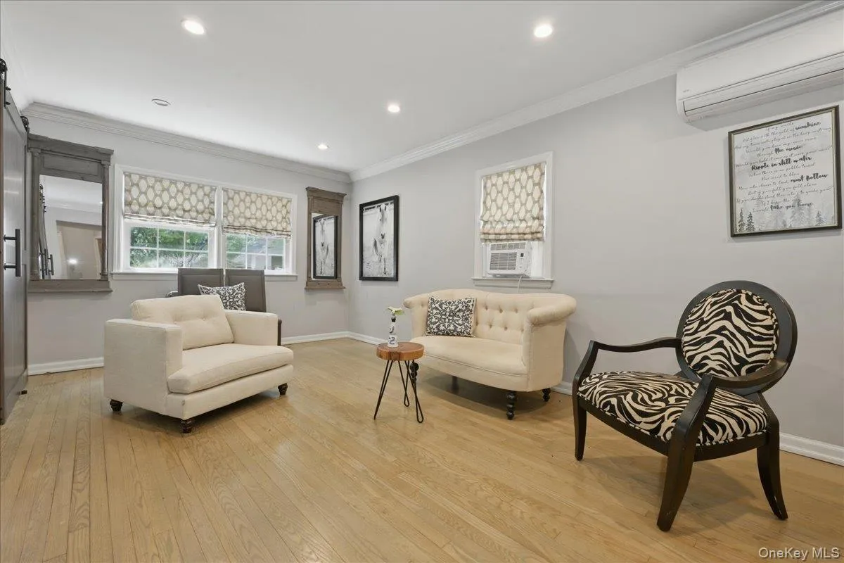 93 Willow Street, Hempstead, NY, 5 Bedrooms Bedrooms, 10 Rooms Rooms,4 BathroomsBathrooms,Residential,For Rent,Willow,0,1017162 93 Willow Street, Hempstead, NY, 5 Bedrooms Bedrooms, 10 Rooms Rooms,4 BathroomsBathrooms,Residential,For Rent,Willow,0,1017162