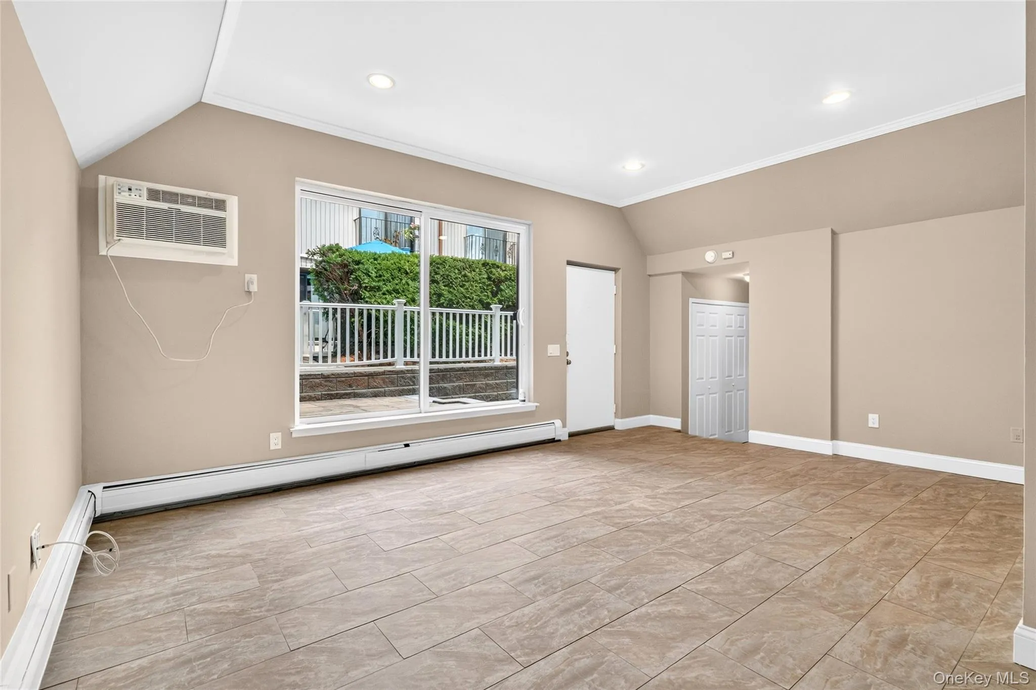 11 Jackson Avenue, Yonkers, NY, 1 Bedroom Bedrooms, 3 Rooms Rooms,1 BathroomBathrooms,Residential,For Rent,Jackson,0,1017163 11 Jackson Avenue, Yonkers, NY, 1 Bedroom Bedrooms, 3 Rooms Rooms,1 BathroomBathrooms,Residential,For Rent,Jackson,0,1017163