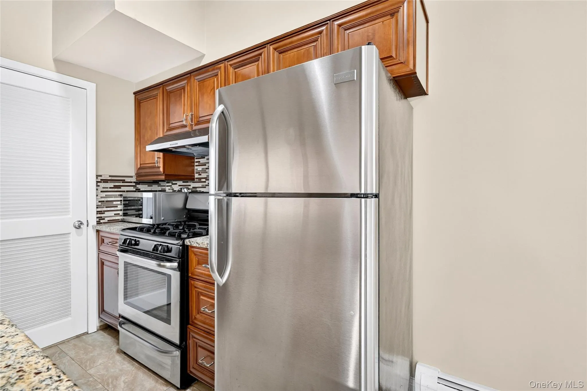 11 Jackson Avenue, Yonkers, NY, 1 Bedroom Bedrooms, 3 Rooms Rooms,1 BathroomBathrooms,Residential,For Rent,Jackson,0,1017163 11 Jackson Avenue, Yonkers, NY, 1 Bedroom Bedrooms, 3 Rooms Rooms,1 BathroomBathrooms,Residential,For Rent,Jackson,0,1017163