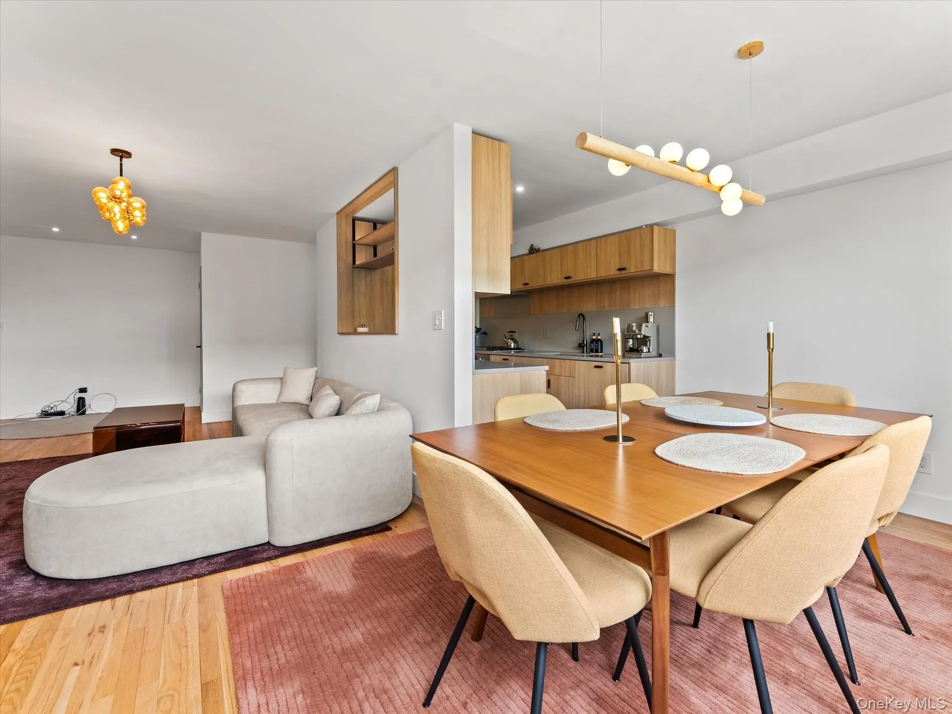 153-25 88th Street, New York, NY, 2 Bedrooms Bedrooms, 5 Rooms Rooms,2 BathroomsBathrooms,Residential,For Rent,88th,0,1017164 153-25 88th Street, New York, NY, 2 Bedrooms Bedrooms, 5 Rooms Rooms,2 BathroomsBathrooms,Residential,For Rent,88th,0,1017164