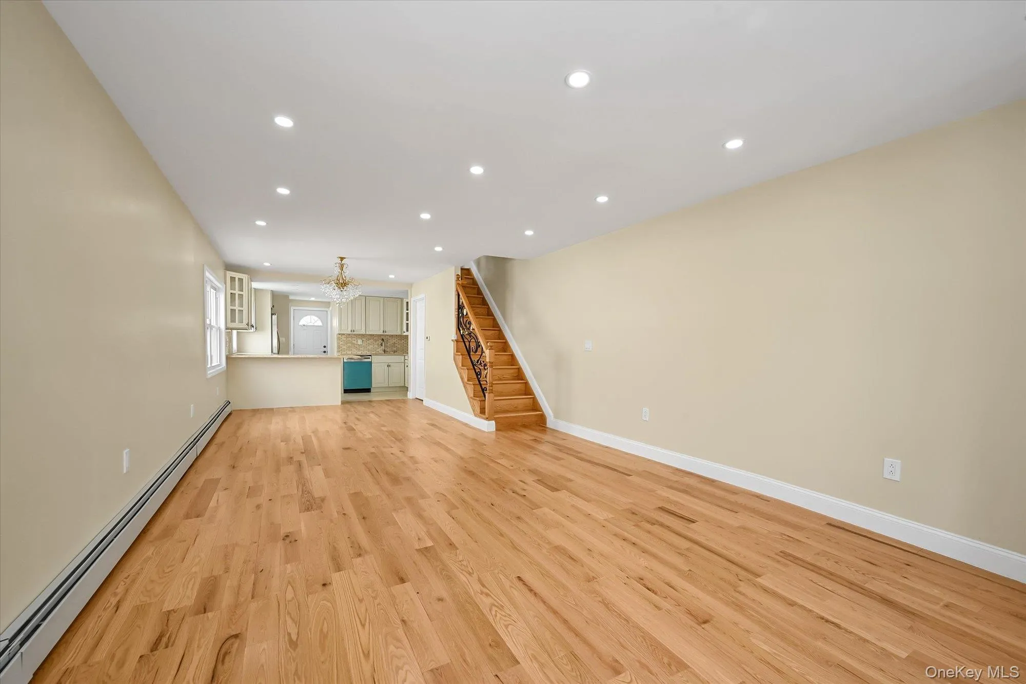 5216 M Avenue, New York, NY, 3 Bedrooms Bedrooms, 10 Rooms Rooms,3 BathroomsBathrooms,Residential,For Rent,M,0,1017165 5216 M Avenue, New York, NY, 3 Bedrooms Bedrooms, 10 Rooms Rooms,3 BathroomsBathrooms,Residential,For Rent,M,0,1017165