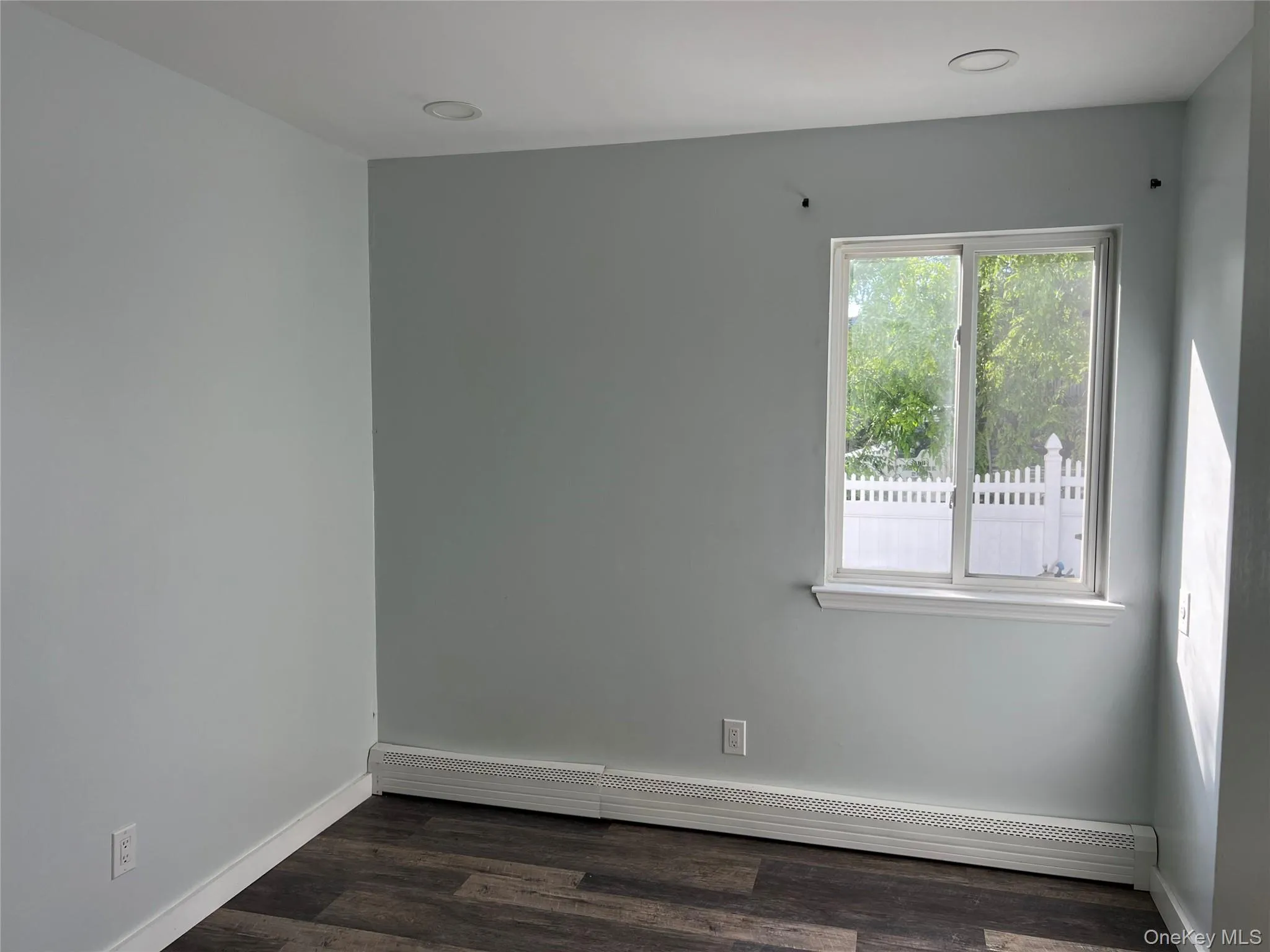 112-63 Bedell Street, New York, NY, 3 Bedrooms Bedrooms, 6 Rooms Rooms,1 BathroomBathrooms,Residential Lease,For Rent,Bedell,0,1017166 112-63 Bedell Street, New York, NY, 3 Bedrooms Bedrooms, 6 Rooms Rooms,1 BathroomBathrooms,Residential Lease,For Rent,Bedell,0,1017166