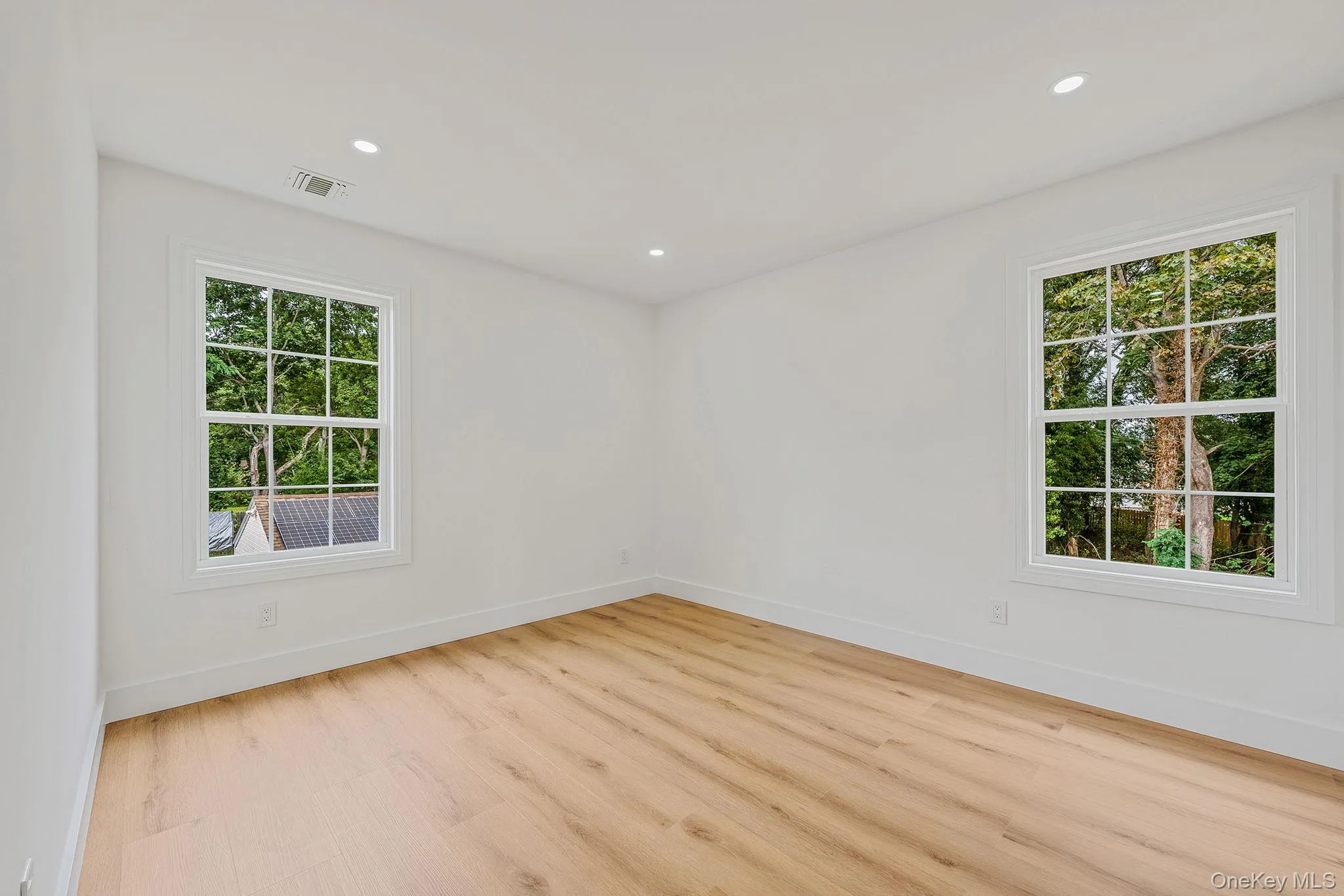 65 Superior Street, Brookhaven, NY, 4 Bedrooms Bedrooms, 10 Rooms Rooms,2 BathroomsBathrooms,Residential,For Rent,Superior,0,1017171 65 Superior Street, Brookhaven, NY, 4 Bedrooms Bedrooms, 10 Rooms Rooms,2 BathroomsBathrooms,Residential,For Rent,Superior,0,1017171