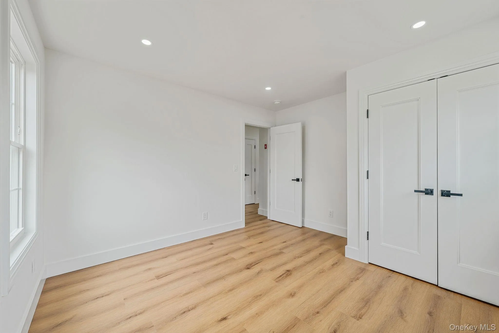 65 Superior Street, Brookhaven, NY, 4 Bedrooms Bedrooms, 10 Rooms Rooms,2 BathroomsBathrooms,Residential,For Rent,Superior,0,1017171 65 Superior Street, Brookhaven, NY, 4 Bedrooms Bedrooms, 10 Rooms Rooms,2 BathroomsBathrooms,Residential,For Rent,Superior,0,1017171