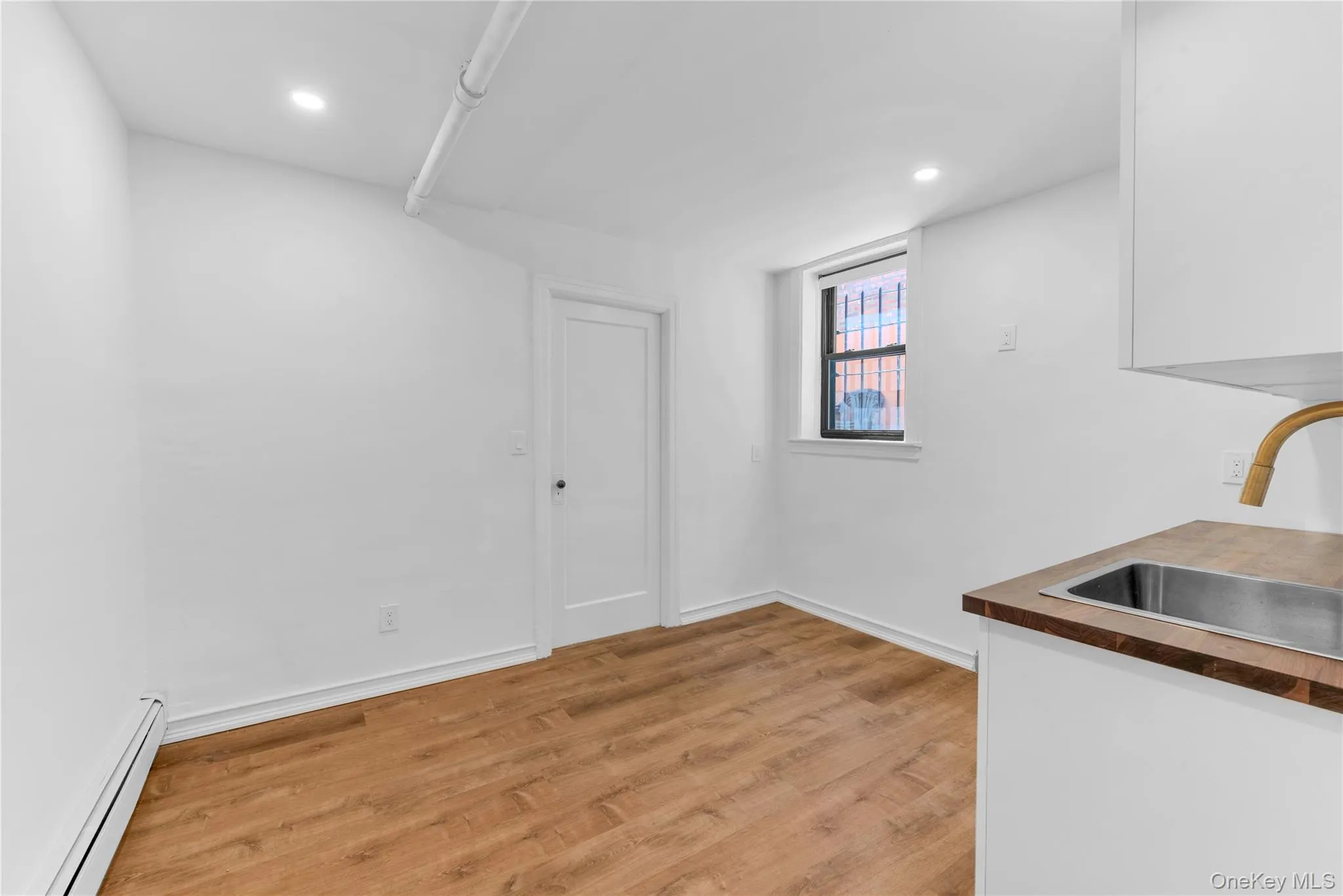 5569 Kings Highway, New York, NY, 2 Bedrooms Bedrooms, 4 Rooms Rooms,2 BathroomsBathrooms,Residential,For Rent,Kings,0,1017175 5569 Kings Highway, New York, NY, 2 Bedrooms Bedrooms, 4 Rooms Rooms,2 BathroomsBathrooms,Residential,For Rent,Kings,0,1017175