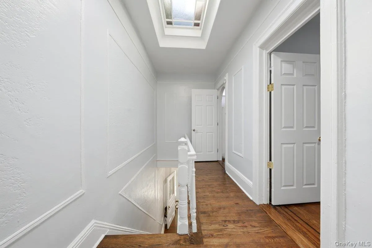 1328 Teller Avenue, New York, NY, 4 Bedrooms Bedrooms, 8 Rooms Rooms,3 BathroomsBathrooms,Residential,For Rent,Teller,0,1017178 1328 Teller Avenue, New York, NY, 4 Bedrooms Bedrooms, 8 Rooms Rooms,3 BathroomsBathrooms,Residential,For Rent,Teller,0,1017178