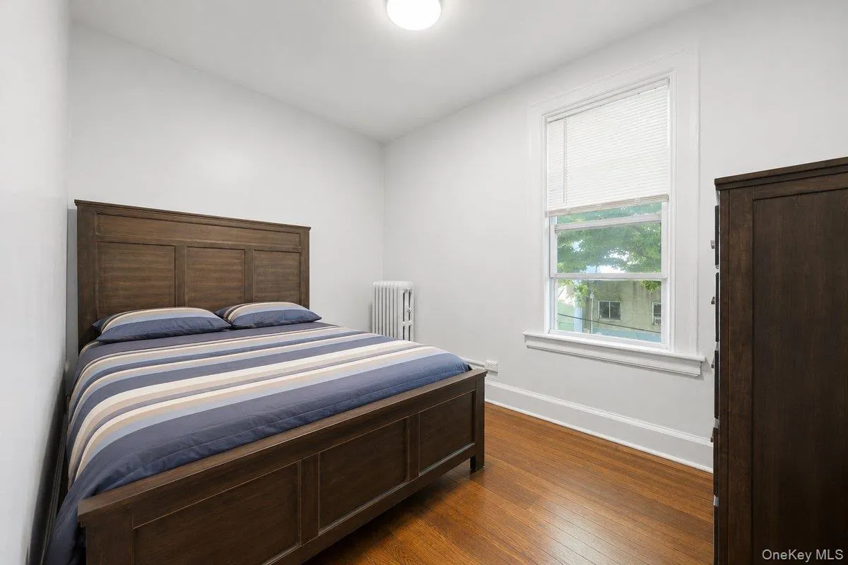 1328 Teller Avenue, New York, NY, 4 Bedrooms Bedrooms, 8 Rooms Rooms,3 BathroomsBathrooms,Residential,For Rent,Teller,0,1017178 1328 Teller Avenue, New York, NY, 4 Bedrooms Bedrooms, 8 Rooms Rooms,3 BathroomsBathrooms,Residential,For Rent,Teller,0,1017178