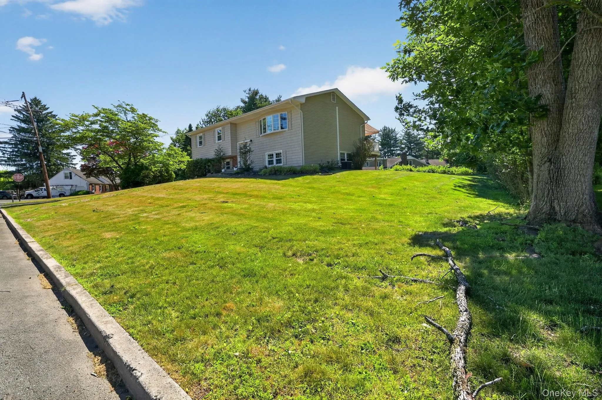 1 Scher Drive, Clarkstown, NY, 4 Bedrooms Bedrooms, 8 Rooms Rooms,1 BathroomBathrooms,Residential,For Rent,Scher,0,KEY1017182 1 Scher Drive, Clarkstown, NY, 4 Bedrooms Bedrooms, 8 Rooms Rooms,1 BathroomBathrooms,Residential,For Rent,Scher,0,KEY1017182