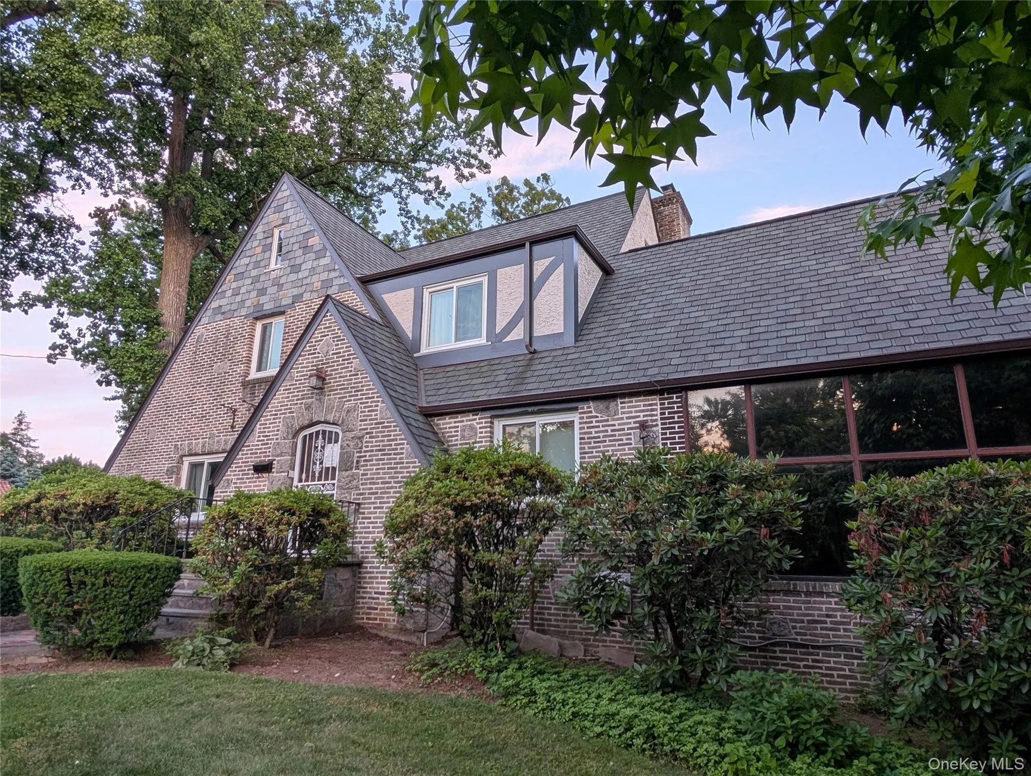 294 Lincoln Avenue, New Rochelle, NY, 5 Bedrooms Bedrooms, 11 Rooms Rooms,3 BathroomsBathrooms,Residential,For Rent,Lincoln,0,1017184 294 Lincoln Avenue, New Rochelle, NY, 5 Bedrooms Bedrooms, 11 Rooms Rooms,3 BathroomsBathrooms,Residential,For Rent,Lincoln,0,1017184