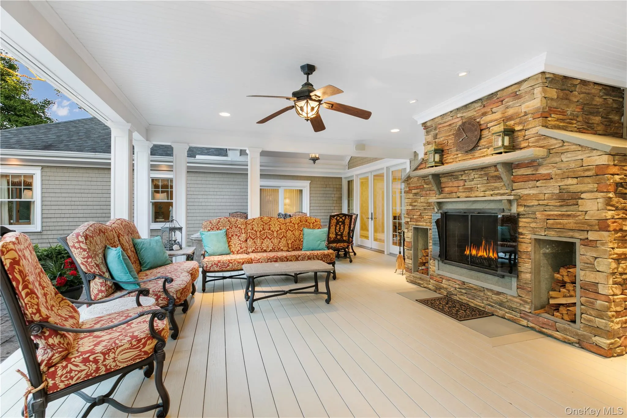 3 Salt Hay Way, Smithtown, NY, 4 Bedrooms Bedrooms, 12 Rooms Rooms,4 BathroomsBathrooms,Residential,For Rent,Salt Hay,0,KEY1017188 3 Salt Hay Way, Smithtown, NY, 4 Bedrooms Bedrooms, 12 Rooms Rooms,4 BathroomsBathrooms,Residential,For Rent,Salt Hay,0,KEY1017188