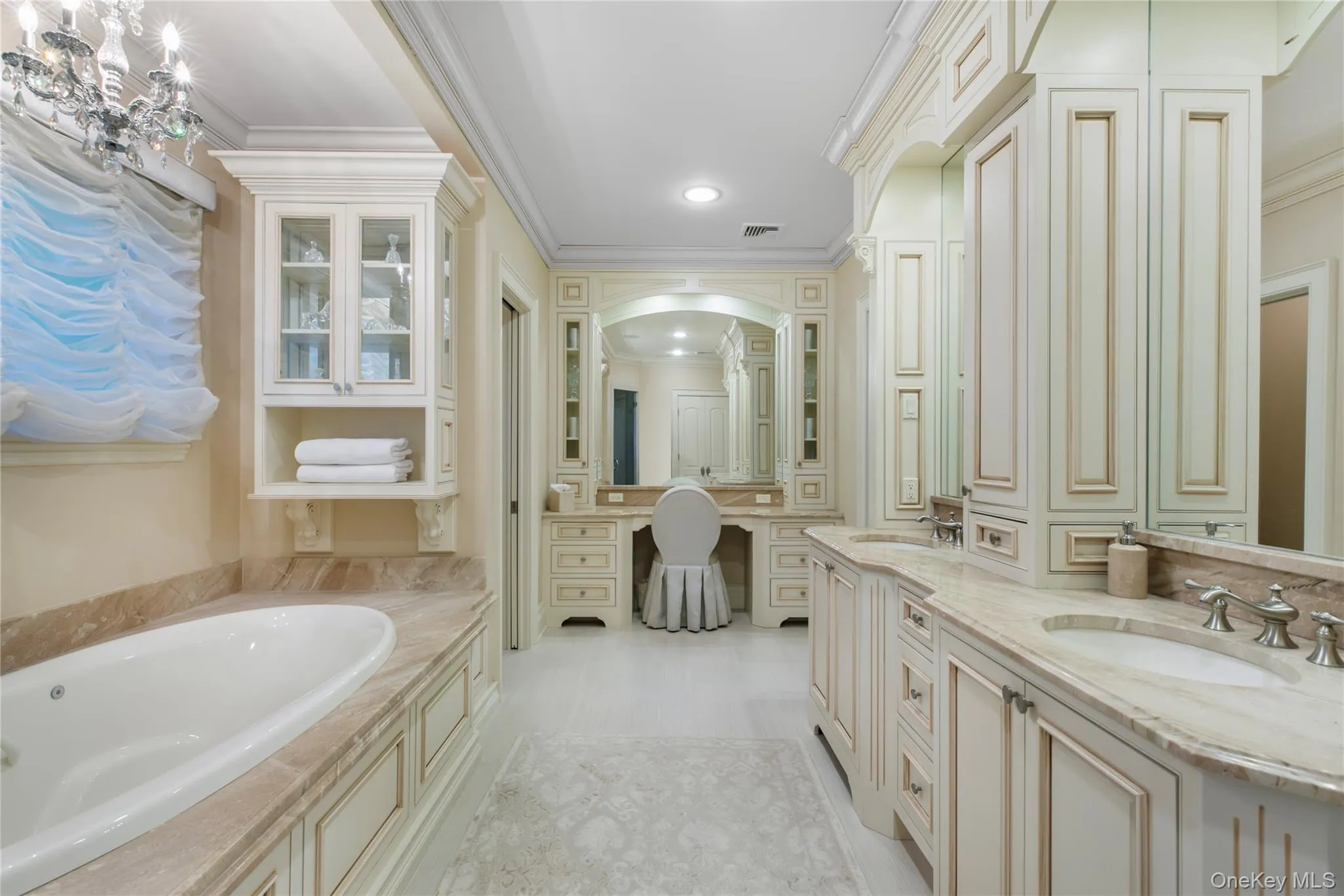 3 Salt Hay Way, Smithtown, NY, 4 Bedrooms Bedrooms, 12 Rooms Rooms,4 BathroomsBathrooms,Residential,For Rent,Salt Hay,0,KEY1017188 3 Salt Hay Way, Smithtown, NY, 4 Bedrooms Bedrooms, 12 Rooms Rooms,4 BathroomsBathrooms,Residential,For Rent,Salt Hay,0,KEY1017188