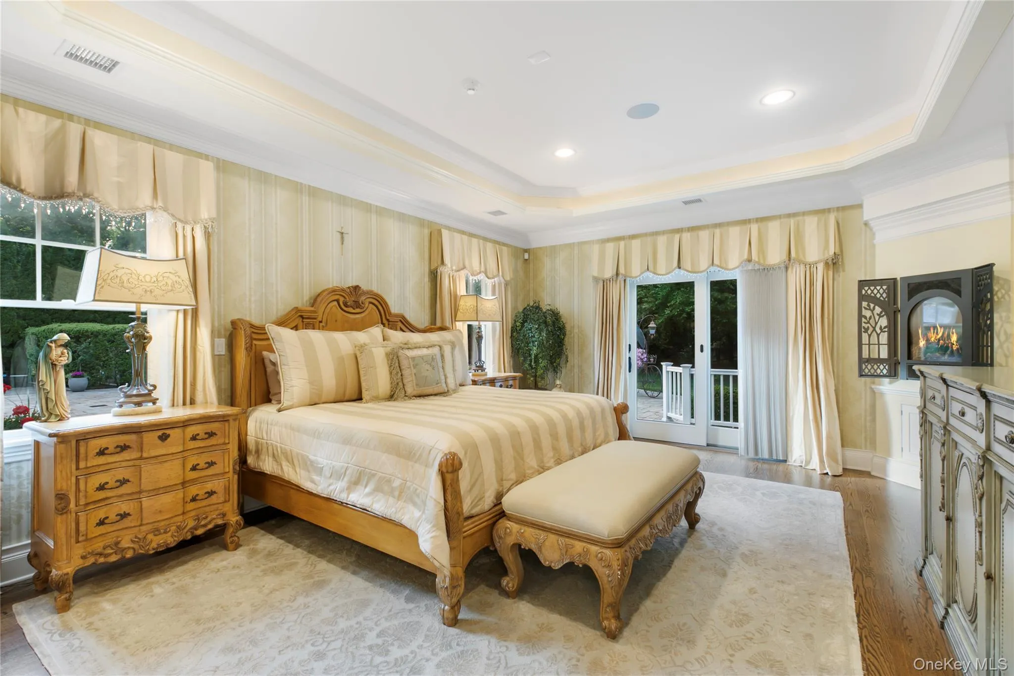 3 Salt Hay Way, Smithtown, NY, 4 Bedrooms Bedrooms, 12 Rooms Rooms,4 BathroomsBathrooms,Residential,For Rent,Salt Hay,0,KEY1017188 3 Salt Hay Way, Smithtown, NY, 4 Bedrooms Bedrooms, 12 Rooms Rooms,4 BathroomsBathrooms,Residential,For Rent,Salt Hay,0,KEY1017188