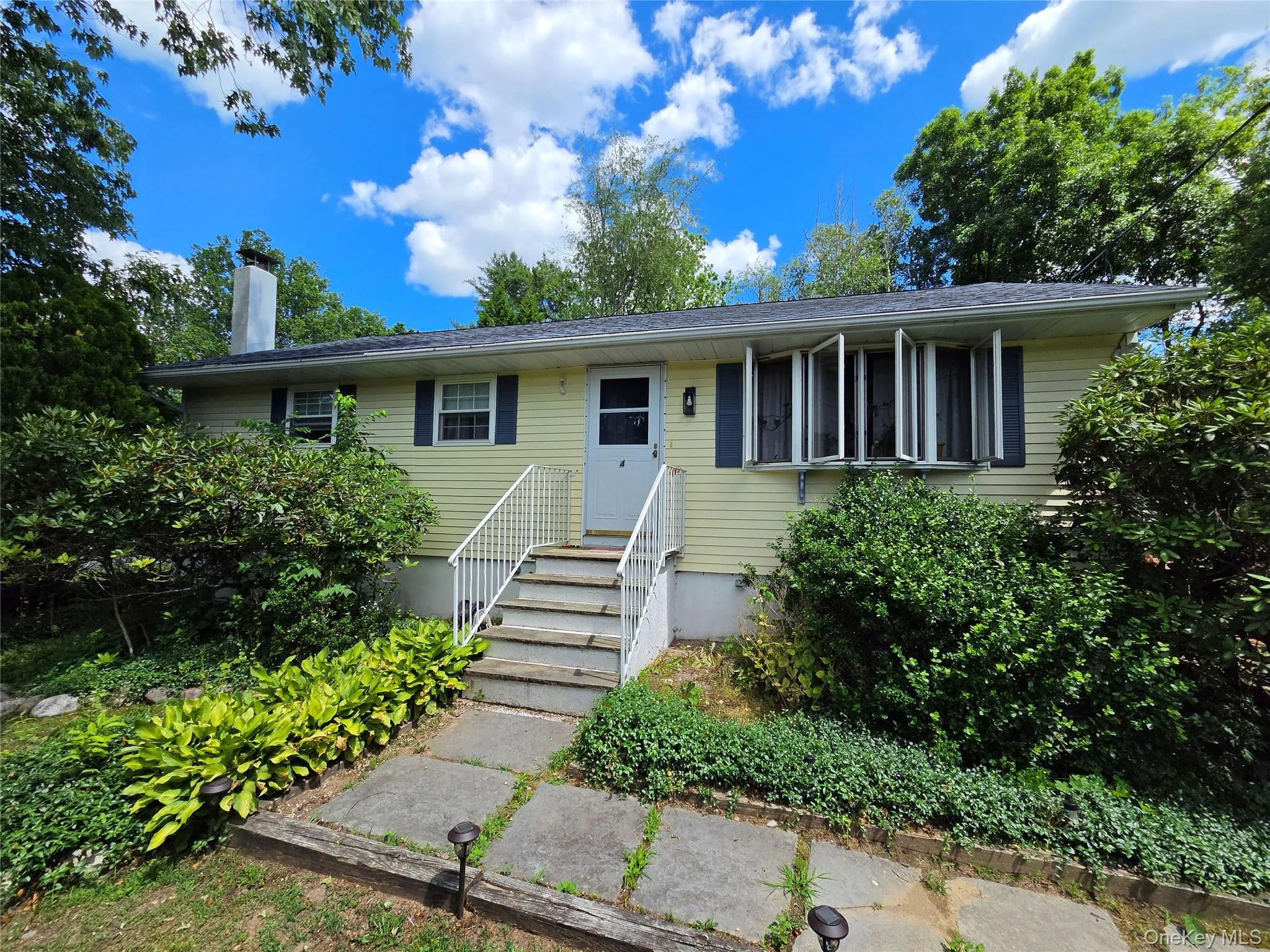 4 Pinegrove Drive, Mamakating, NY, 4 Bedrooms Bedrooms, 6 Rooms Rooms,1 BathroomBathrooms,Residential,For Rent,Pinegrove,0,KEY1017189 4 Pinegrove Drive, Mamakating, NY, 4 Bedrooms Bedrooms, 6 Rooms Rooms,1 BathroomBathrooms,Residential,For Rent,Pinegrove,0,KEY1017189