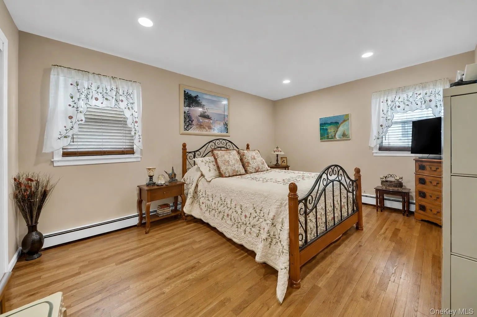4382 New York Ave, Hempstead, NY, 4 Bedrooms Bedrooms, 8 Rooms Rooms,2 BathroomsBathrooms,Residential,For Rent,New York Ave,0,KEY1017193 4382 New York Ave, Hempstead, NY, 4 Bedrooms Bedrooms, 8 Rooms Rooms,2 BathroomsBathrooms,Residential,For Rent,New York Ave,0,KEY1017193