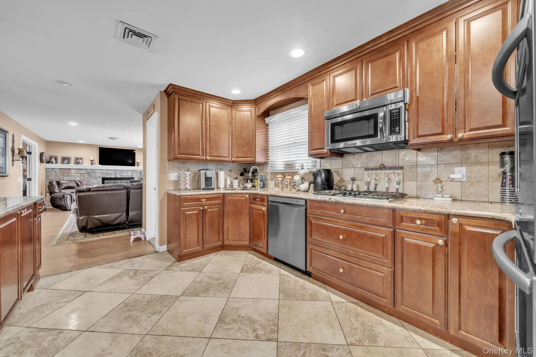 4382 New York Ave, Hempstead, NY, 4 Bedrooms Bedrooms, 8 Rooms Rooms,2 BathroomsBathrooms,Residential,For Rent,New York Ave,0,KEY1017193 4382 New York Ave, Hempstead, NY, 4 Bedrooms Bedrooms, 8 Rooms Rooms,2 BathroomsBathrooms,Residential,For Rent,New York Ave,0,KEY1017193