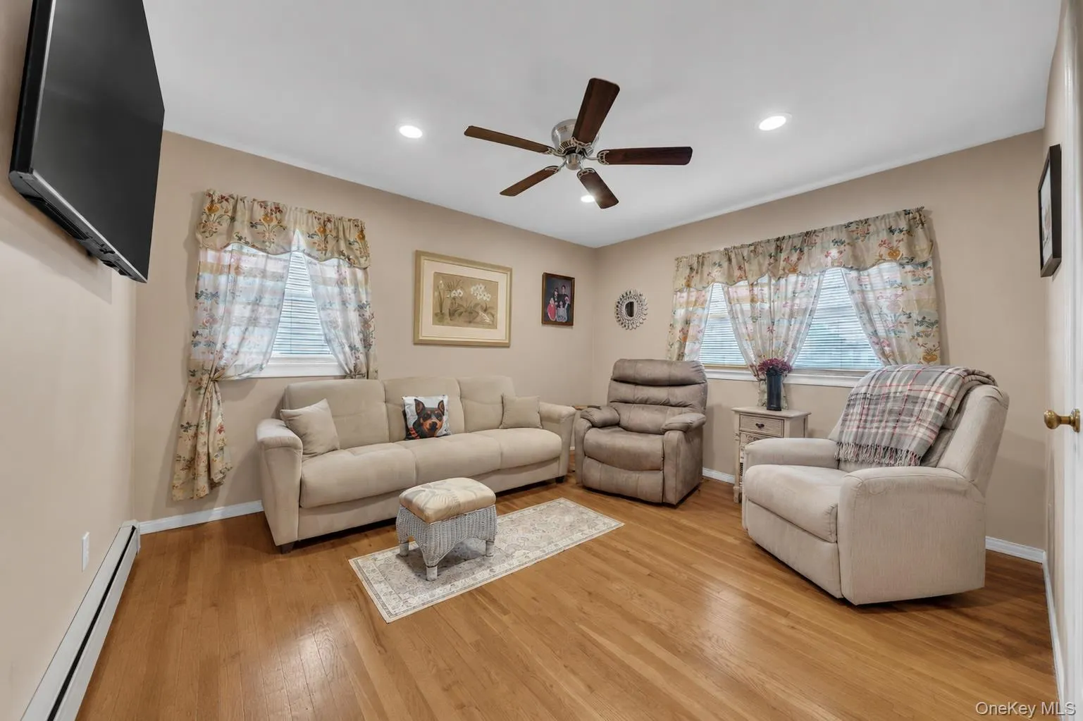 4382 New York Ave, Hempstead, NY, 4 Bedrooms Bedrooms, 8 Rooms Rooms,2 BathroomsBathrooms,Residential,For Rent,New York Ave,0,KEY1017193 4382 New York Ave, Hempstead, NY, 4 Bedrooms Bedrooms, 8 Rooms Rooms,2 BathroomsBathrooms,Residential,For Rent,New York Ave,0,KEY1017193