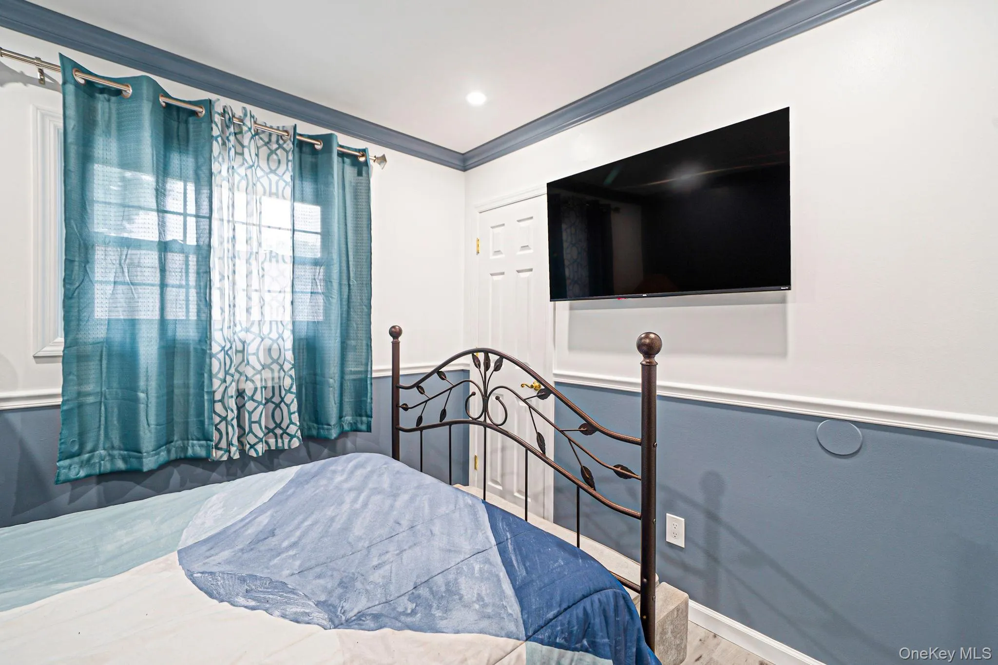 138 River Road, Brookhaven, NY, 3 Bedrooms Bedrooms, 10 Rooms Rooms,2 BathroomsBathrooms,Residential,For Rent,River,0,1017197 138 River Road, Brookhaven, NY, 3 Bedrooms Bedrooms, 10 Rooms Rooms,2 BathroomsBathrooms,Residential,For Rent,River,0,1017197