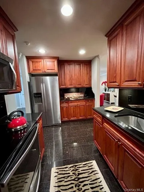 400 Adams Way, Islip, NY, 2 Bedrooms Bedrooms, 5 Rooms Rooms,2 BathroomsBathrooms,Residential Lease,For Rent,Adams,0,1017198 400 Adams Way, Islip, NY, 2 Bedrooms Bedrooms, 5 Rooms Rooms,2 BathroomsBathrooms,Residential Lease,For Rent,Adams,0,1017198