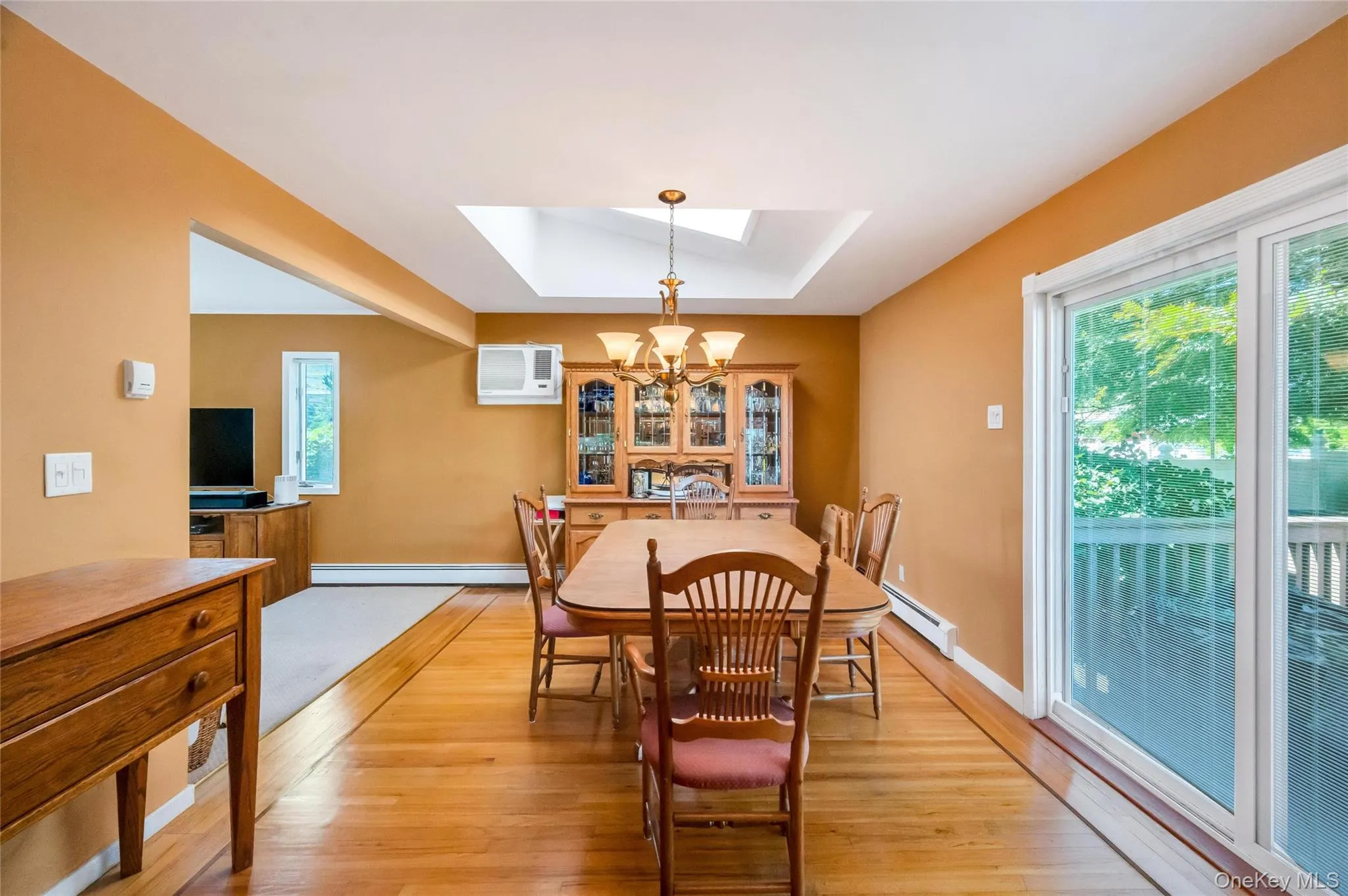 34 Oak Street, Oyster Bay, NY, 4 Bedrooms Bedrooms, 8 Rooms Rooms,2 BathroomsBathrooms,Residential,For Rent,Oak,0,1017199 34 Oak Street, Oyster Bay, NY, 4 Bedrooms Bedrooms, 8 Rooms Rooms,2 BathroomsBathrooms,Residential,For Rent,Oak,0,1017199