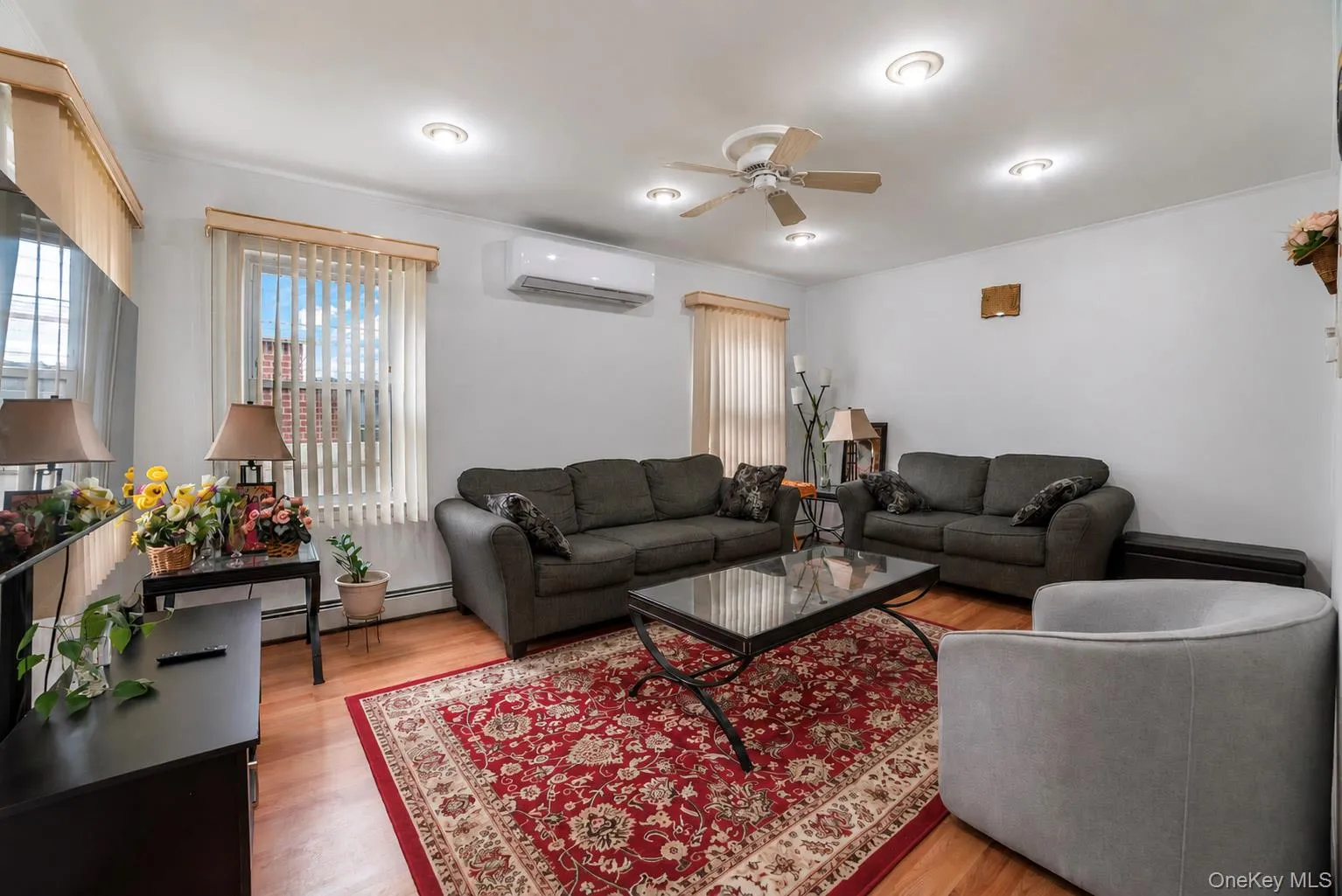 80-59 250th Street, New York, NY, 4 Bedrooms Bedrooms, 11 Rooms Rooms,2 BathroomsBathrooms,Residential,For Rent,250th,0,KEY1017200 80-59 250th Street, New York, NY, 4 Bedrooms Bedrooms, 11 Rooms Rooms,2 BathroomsBathrooms,Residential,For Rent,250th,0,KEY1017200