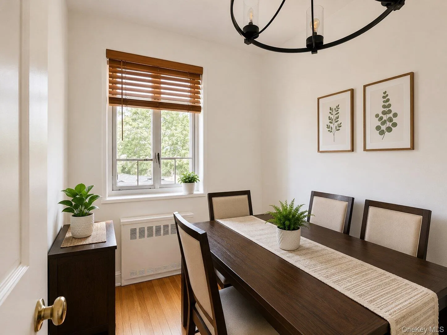 221-51 Manor Road, New York, NY, 2 Bedrooms Bedrooms, 5 Rooms Rooms,1 BathroomBathrooms,Residential,For Rent,Manor,0,1017206 221-51 Manor Road, New York, NY, 2 Bedrooms Bedrooms, 5 Rooms Rooms,1 BathroomBathrooms,Residential,For Rent,Manor,0,1017206