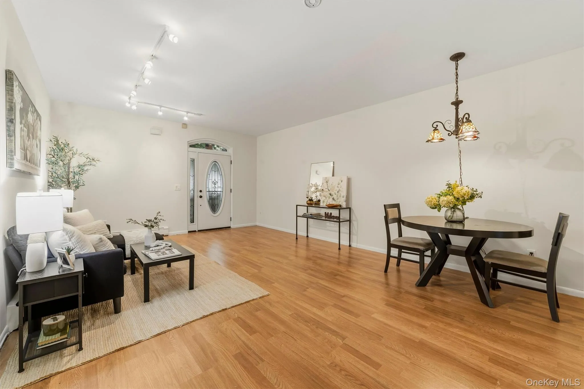 1 Beecher Lane, Peekskill, NY, 1 Bedroom Bedrooms, 4 Rooms Rooms,1 BathroomBathrooms,Residential,For Rent,Beecher,0,1017208 1 Beecher Lane, Peekskill, NY, 1 Bedroom Bedrooms, 4 Rooms Rooms,1 BathroomBathrooms,Residential,For Rent,Beecher,0,1017208