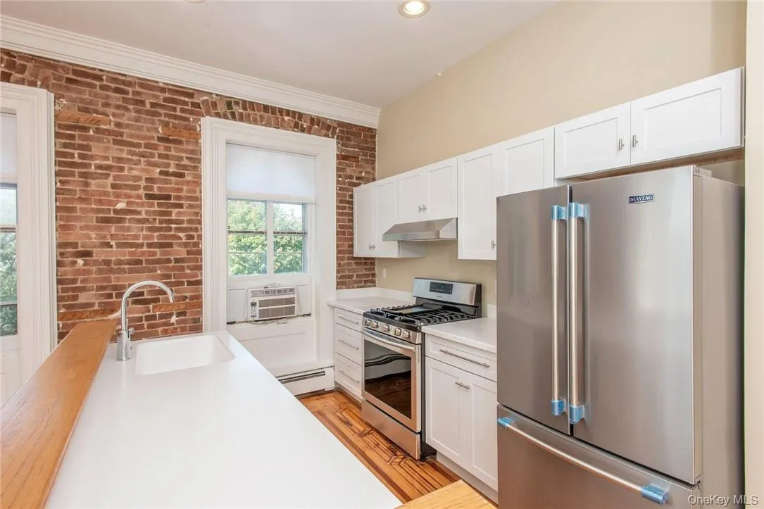 80 Church Street, Greenburgh, NY, 1 Bedroom Bedrooms, 3 Rooms Rooms,1 BathroomBathrooms,Residential Lease,For Rent,Church,0,1017215 80 Church Street, Greenburgh, NY, 1 Bedroom Bedrooms, 3 Rooms Rooms,1 BathroomBathrooms,Residential Lease,For Rent,Church,0,1017215
