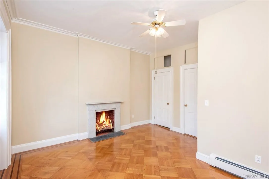 ****Photo is Enhanced - Non Working Fireplace**** ****Photo is Enhanced - Non Working Fireplace****