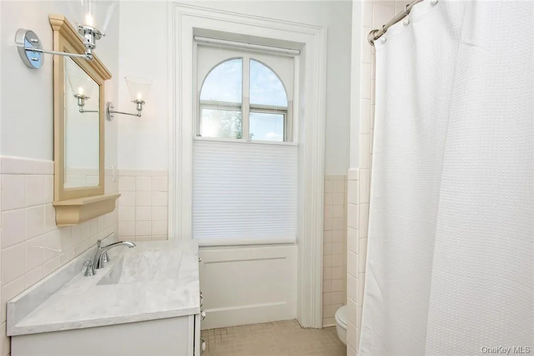80 Church Street, Greenburgh, NY, 1 Bedroom Bedrooms, 3 Rooms Rooms,1 BathroomBathrooms,Residential Lease,For Rent,Church,0,1017215 80 Church Street, Greenburgh, NY, 1 Bedroom Bedrooms, 3 Rooms Rooms,1 BathroomBathrooms,Residential Lease,For Rent,Church,0,1017215