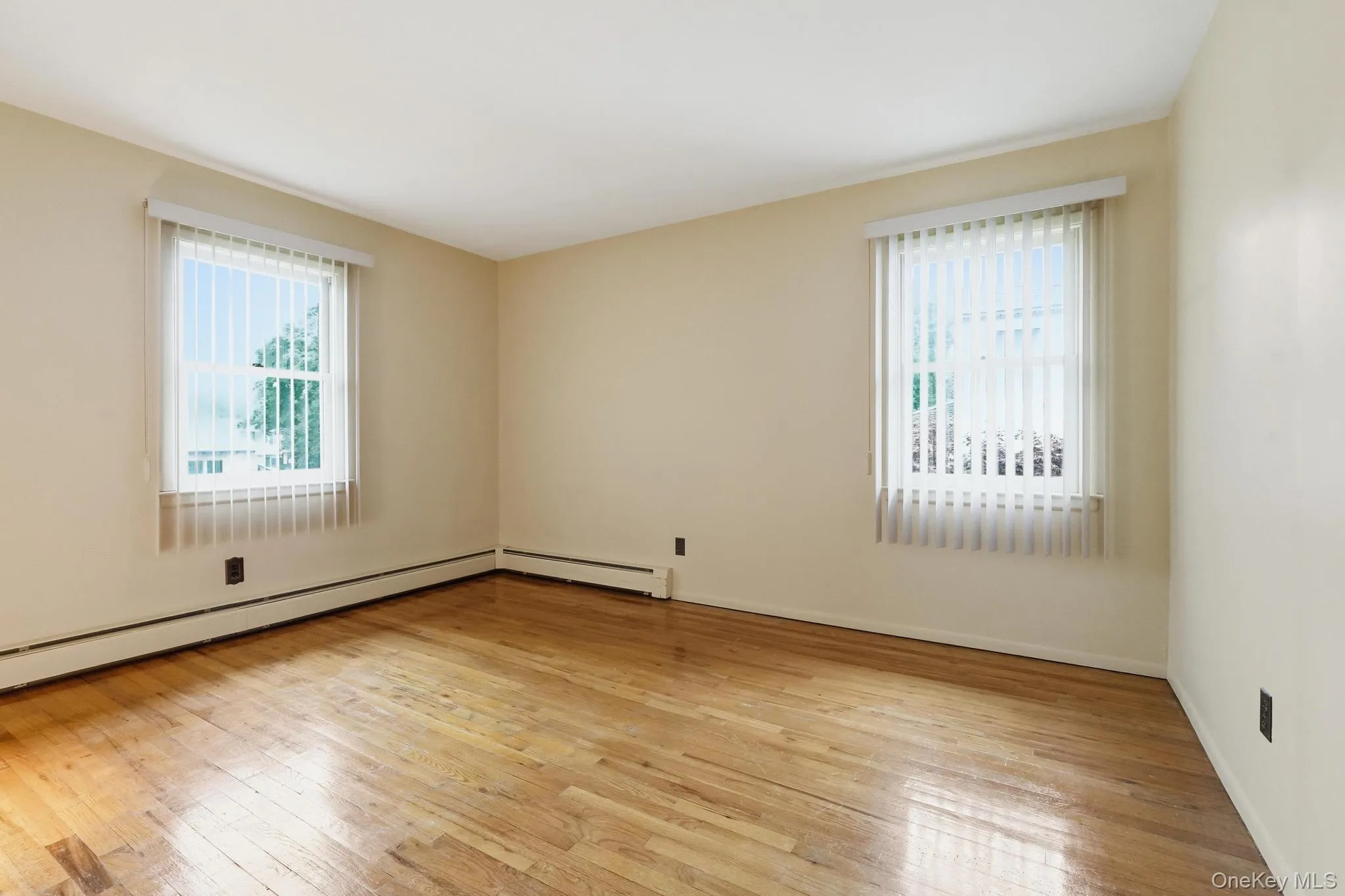 6 Park Drive, Oyster Bay, NY, 3 Bedrooms Bedrooms, 9 Rooms Rooms,2 BathroomsBathrooms,Residential,For Rent,Park,0,KEY1017220 6 Park Drive, Oyster Bay, NY, 3 Bedrooms Bedrooms, 9 Rooms Rooms,2 BathroomsBathrooms,Residential,For Rent,Park,0,KEY1017220