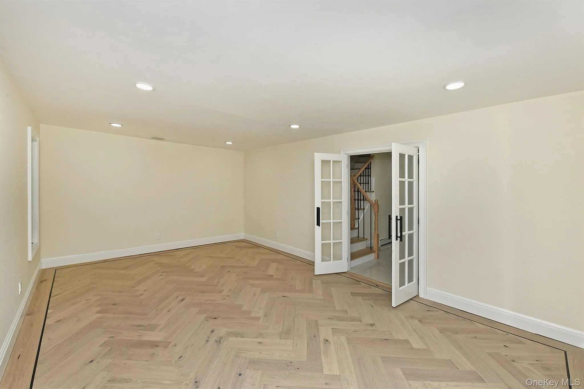 3 Jacobs Path, Huntington, NY, 5 Bedrooms Bedrooms, 16 Rooms Rooms,2 BathroomsBathrooms,Residential,For Rent,Jacobs,0,KEY1017224 3 Jacobs Path, Huntington, NY, 5 Bedrooms Bedrooms, 16 Rooms Rooms,2 BathroomsBathrooms,Residential,For Rent,Jacobs,0,KEY1017224