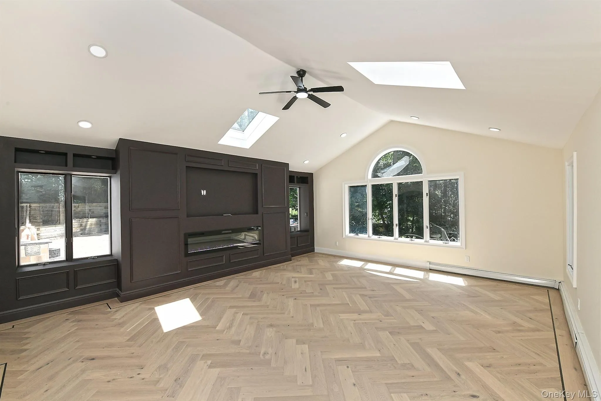 3 Jacobs Path, Huntington, NY, 5 Bedrooms Bedrooms, 16 Rooms Rooms,2 BathroomsBathrooms,Residential,For Rent,Jacobs,0,KEY1017224 3 Jacobs Path, Huntington, NY, 5 Bedrooms Bedrooms, 16 Rooms Rooms,2 BathroomsBathrooms,Residential,For Rent,Jacobs,0,KEY1017224