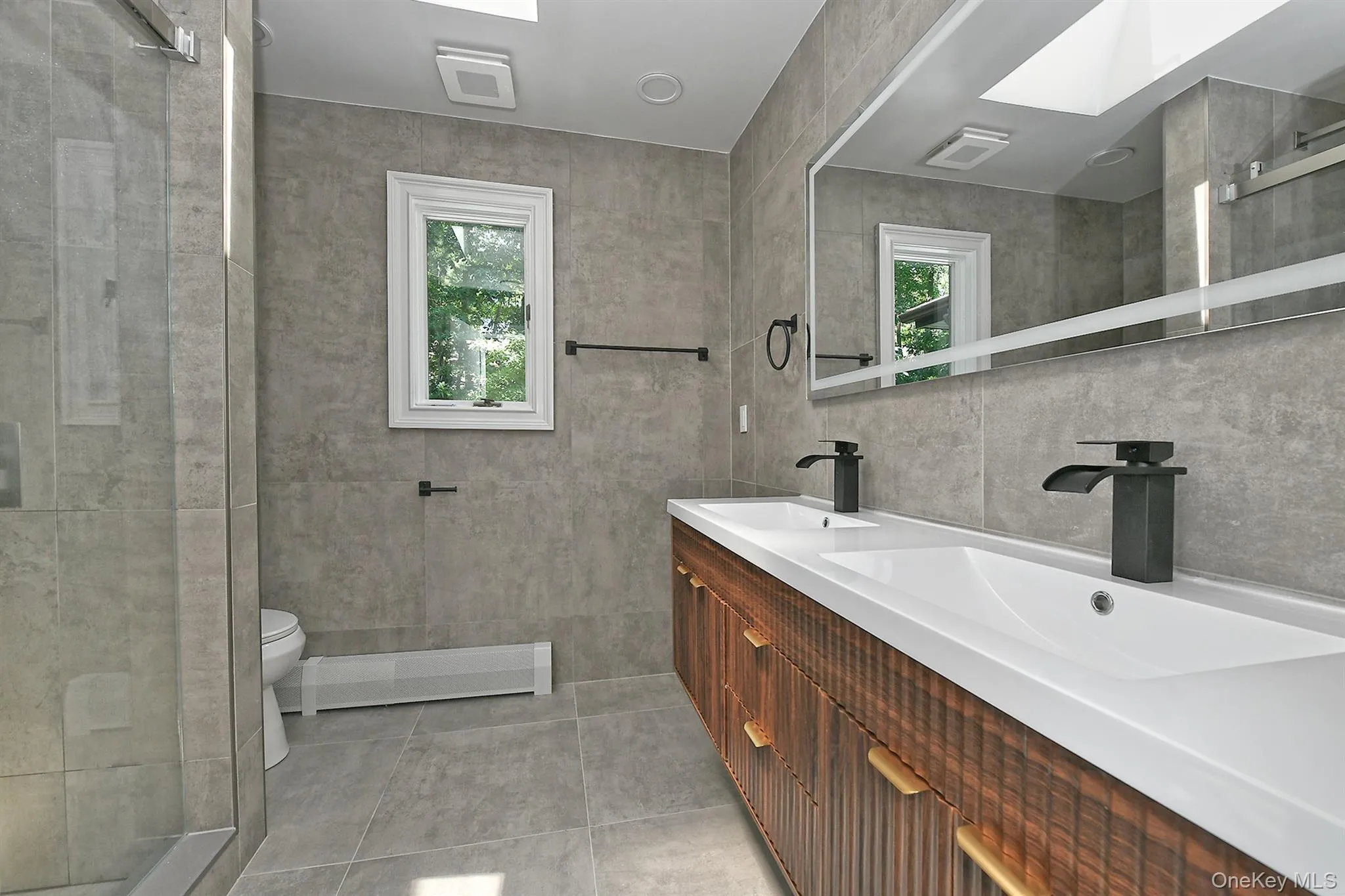 3 Jacobs Path, Huntington, NY, 5 Bedrooms Bedrooms, 16 Rooms Rooms,2 BathroomsBathrooms,Residential,For Rent,Jacobs,0,1017224 3 Jacobs Path, Huntington, NY, 5 Bedrooms Bedrooms, 16 Rooms Rooms,2 BathroomsBathrooms,Residential,For Rent,Jacobs,0,1017224