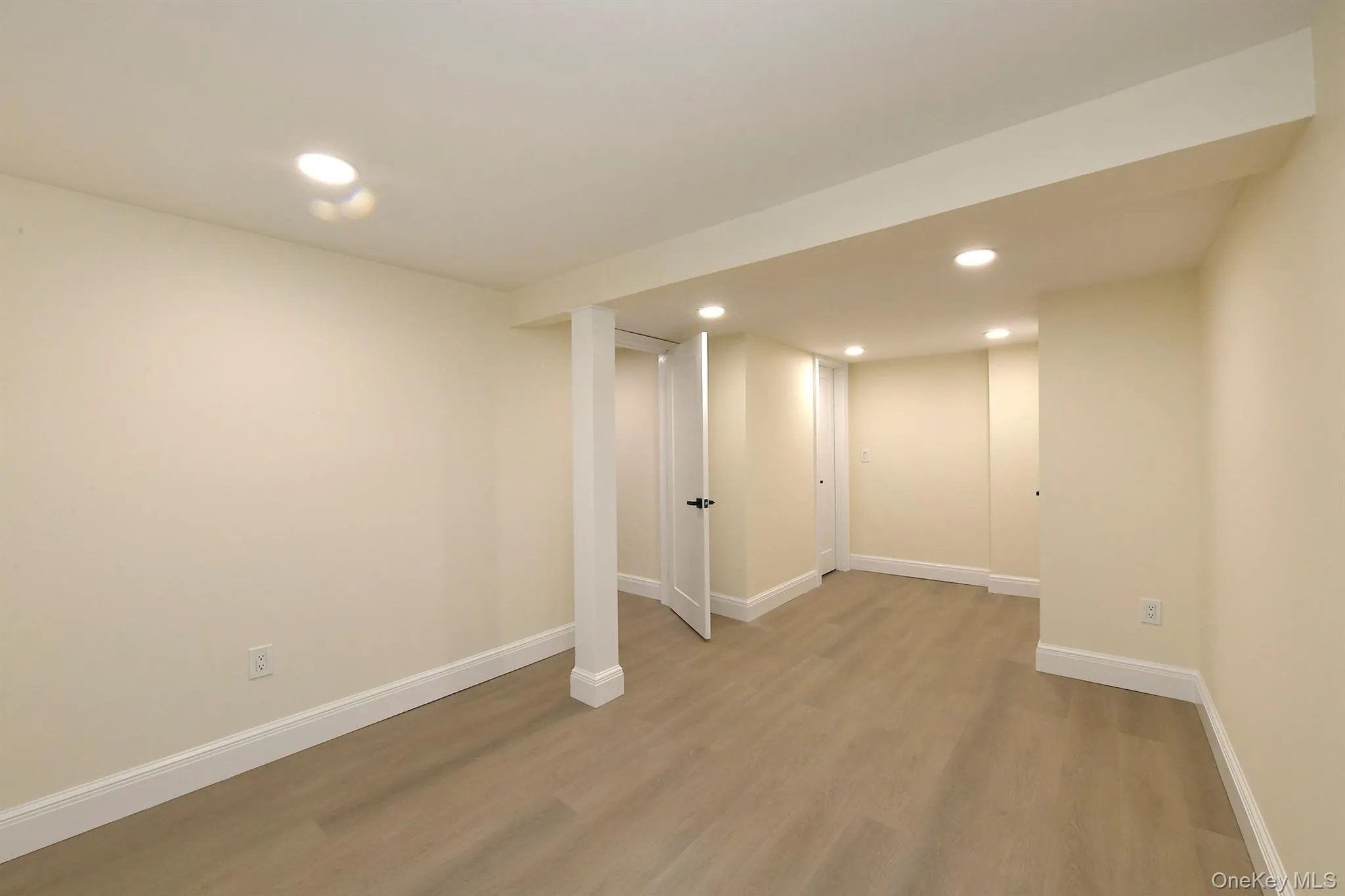 3 Jacobs Path, Huntington, NY, 5 Bedrooms Bedrooms, 16 Rooms Rooms,2 BathroomsBathrooms,Residential,For Rent,Jacobs,0,KEY1017224 3 Jacobs Path, Huntington, NY, 5 Bedrooms Bedrooms, 16 Rooms Rooms,2 BathroomsBathrooms,Residential,For Rent,Jacobs,0,KEY1017224