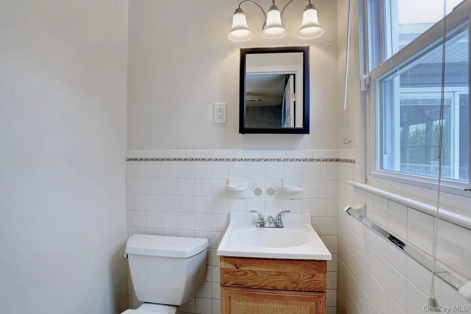 6 Hemlock Lane, Haverstraw, NY, 5 Bedrooms Bedrooms, 10 Rooms Rooms,3 BathroomsBathrooms,Residential Lease,For Rent,Hemlock,0,1017230 6 Hemlock Lane, Haverstraw, NY, 5 Bedrooms Bedrooms, 10 Rooms Rooms,3 BathroomsBathrooms,Residential Lease,For Rent,Hemlock,0,1017230