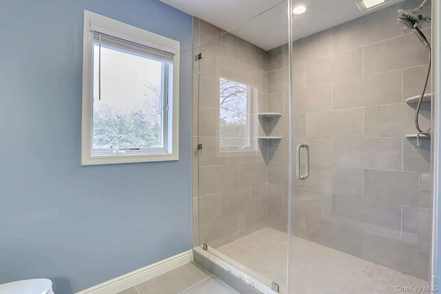6 Hemlock Lane, Haverstraw, NY, 5 Bedrooms Bedrooms, 10 Rooms Rooms,3 BathroomsBathrooms,Residential Lease,For Rent,Hemlock,0,1017230 6 Hemlock Lane, Haverstraw, NY, 5 Bedrooms Bedrooms, 10 Rooms Rooms,3 BathroomsBathrooms,Residential Lease,For Rent,Hemlock,0,1017230